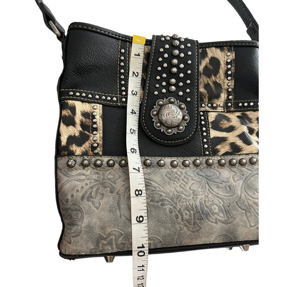 Studded Leopard Print Women's Bag - Picture 10 of 12